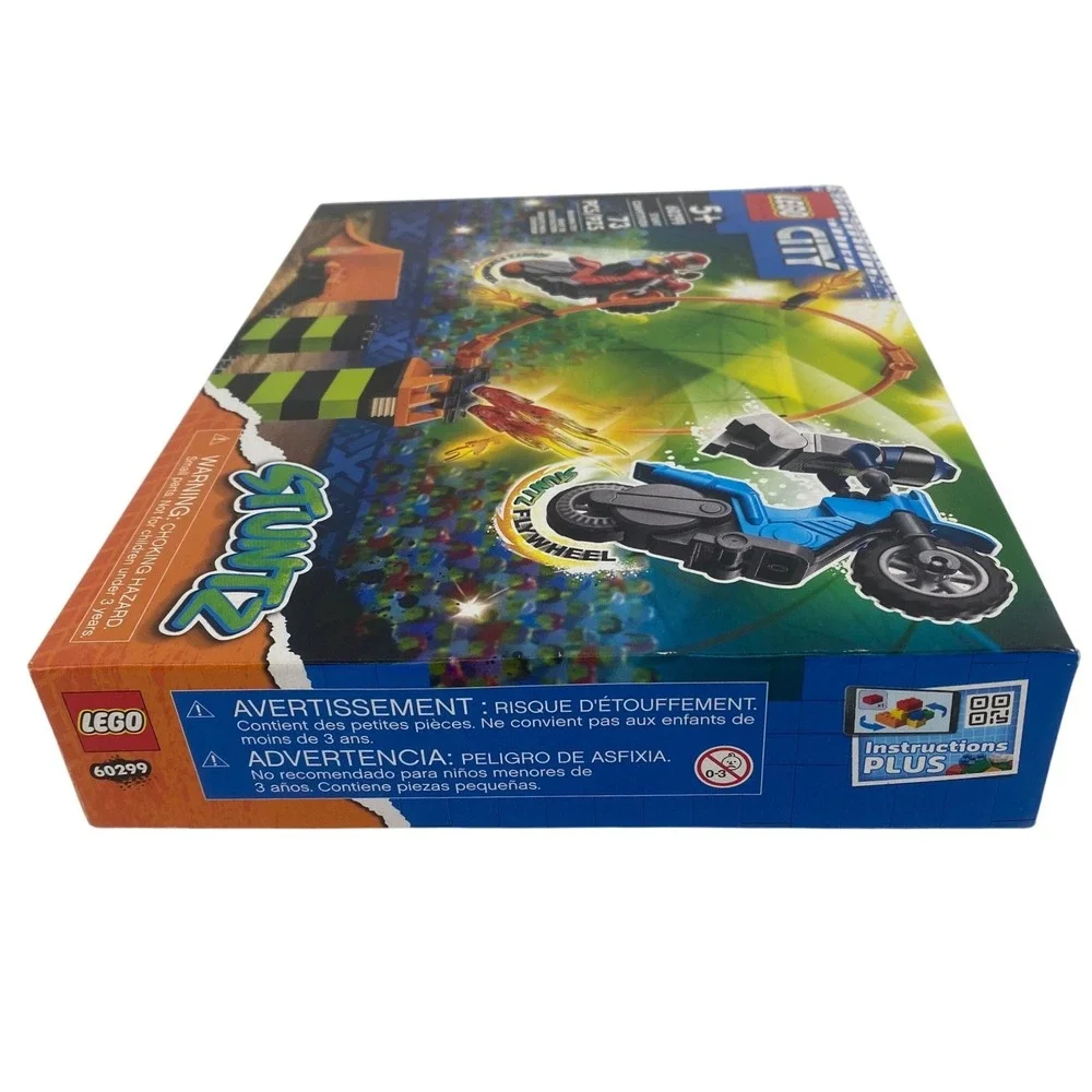 LEGO City Stunt Competition 60299 Kids Set Blue Red New Sealed Box Damage 73 Pcs